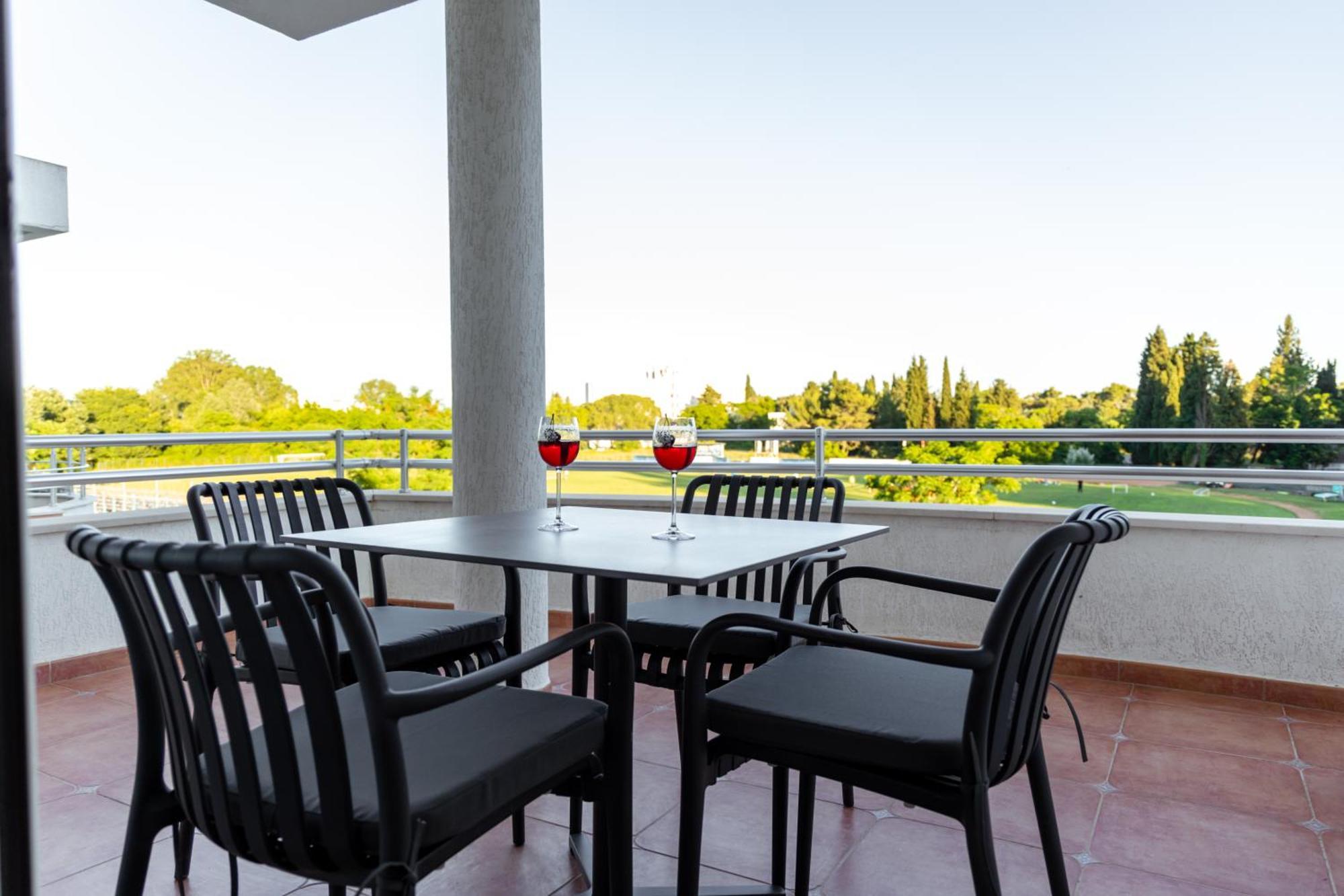 Apartments Gucci Ulcinj Kültér fotó